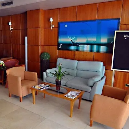 Dona Lola Hotel