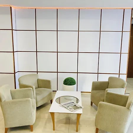 Dona Lola 3* Castellón de la Plana